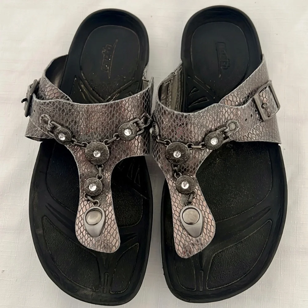 earth / Jeweled Sandals / Host Pick - Picture 11 of 11